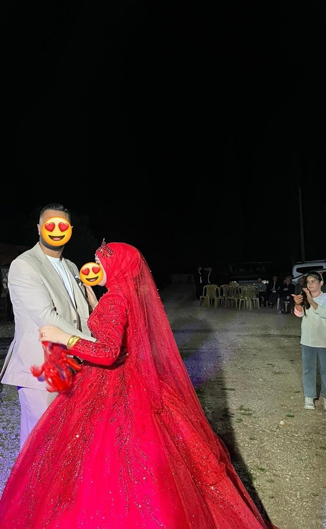 Uzun Kollu Kırmızı Drape İşlemeli Tesettür Gelinlik - Görsel 5