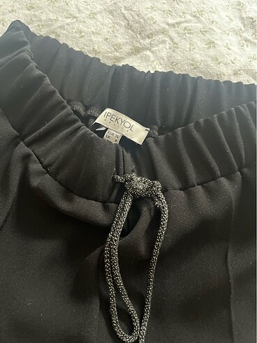 İpekyol dökümlü kumaş pantalon