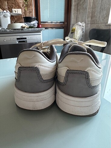 37 Beden Puma Spor Ayakkabı