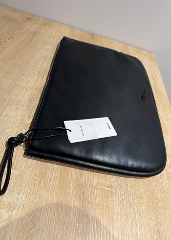 Beden Kadın Siyah Deri Fermuarlı Clutch Çanta