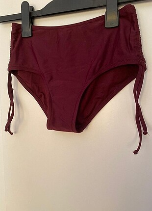 Penti mürdüm rengi bikini altı