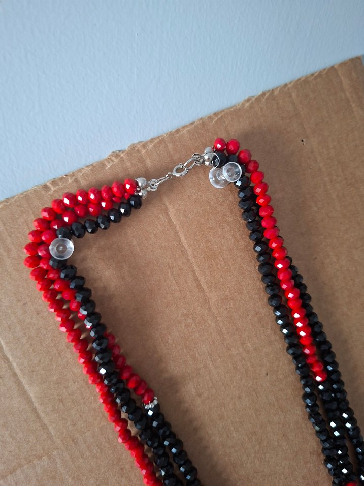 Uzun Kırmızı Siyah Boncuklu Bohem Kadın Kolye - Görsel 2