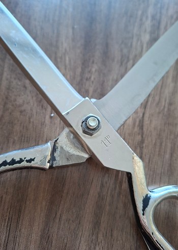 Parlak Gri Manikür Makası - Görsel 2