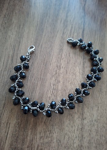 Siyah Gotik Boncuklu Kadın Bileklik - Görsel 5