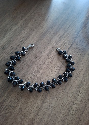 Siyah Gotik Boncuklu Kadın Bileklik - Görsel 2