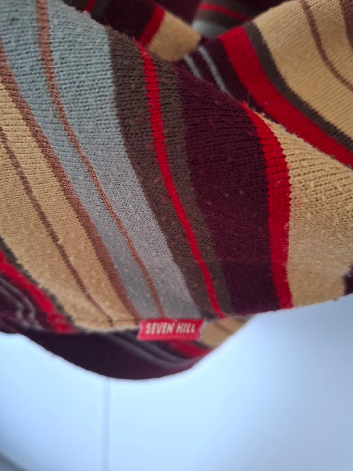 Bohem Tarz Çizgili Boğazlı Bordo Kazak - Görsel 4