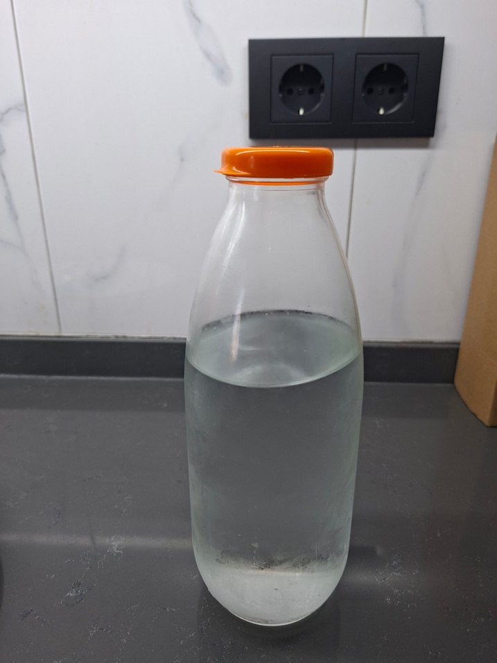 Beyaz Cam Bebek Şişesi Turuncu Kapaklı - Görsel 2