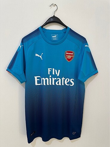 Arsenal 17/18 Deplasman Forması