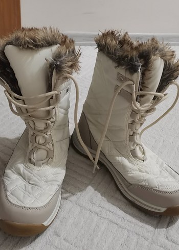 Kürklü Beyaz Kadın Dolgu Topuk Bot - Görsel 2