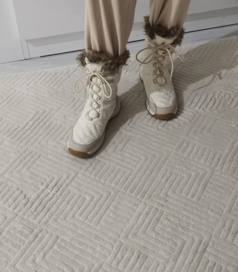 Kürklü Beyaz Kadın Dolgu Topuk Bot - Görsel 3