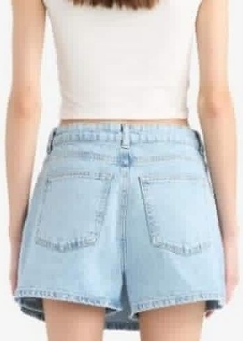Mavi Rahat Kesim Midi Denim Şort