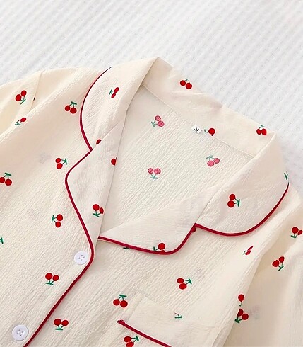 Kiraz desenli pijama takımı - Görsel 5