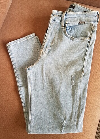 38 Beden Mavi Jean Star modeli