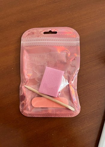 Sarı Uçlu Parlak Takma Tırnak Seti - Görsel 2