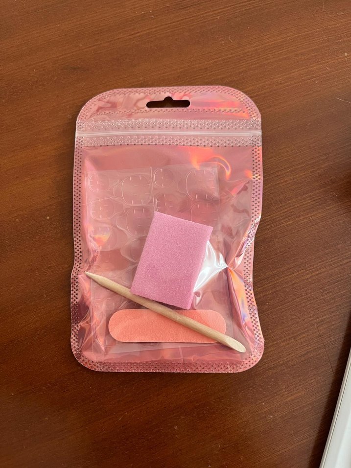 Sarı Uçlu Parlak Takma Tırnak Seti - Görsel 2