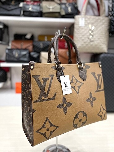 Louis Vuitton LOUIS VUITTON ÇANTA