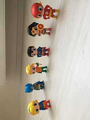 Süper Kahramanlar 6 adet