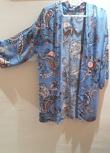 LC Waikiki Kimono 