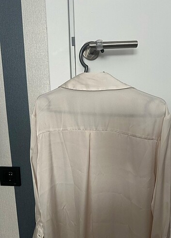xs Beden Zara saten gömlek