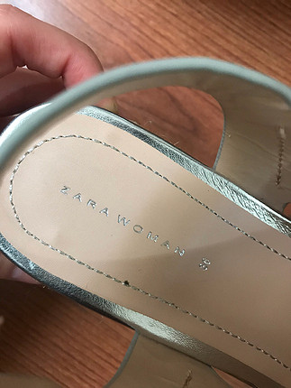 36 Beden Zara Woman Gümüş Rengi Sandalet