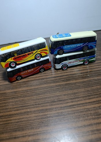 Beden 7 tane Renkli Mini Oyuncak Otobüs Seti