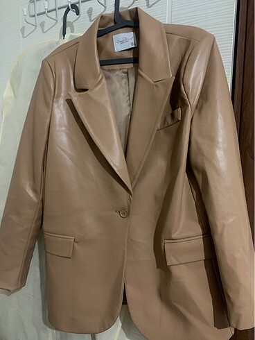 Zara Sıfır deri blazer