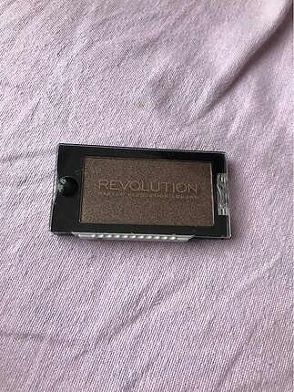 Revolution Tekli far