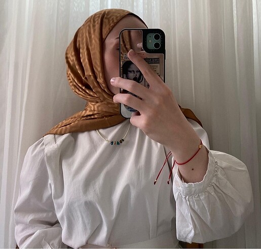 Labirent desen jakarlı kahve şal