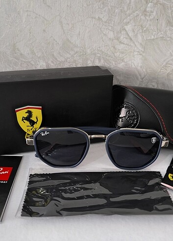 Beden Ray-Ban güneş gözlüğü