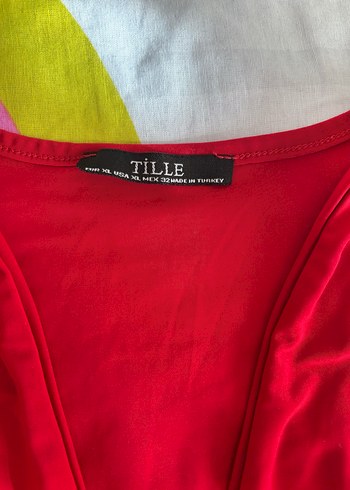 Kırmızı V Yaka Uzun Kollu Drapeli Kadın Bluz - Görsel 2