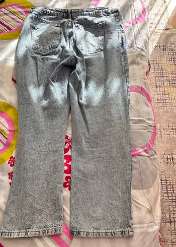 Mavi Batik Desenli Bol Kesim Kadın Jean - Görsel 2