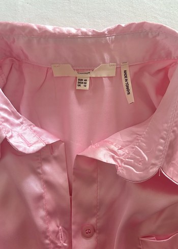 Pembe Parlak Düğmeli Saten Kadın Gömlek - Görsel 2