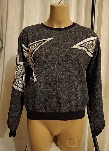 ZARA SWEETSHIRT