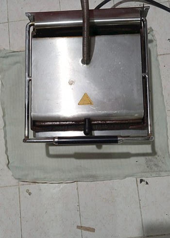 SGS TG2530 E Temaslı Izgara Tost Makinesi - Görsel 4