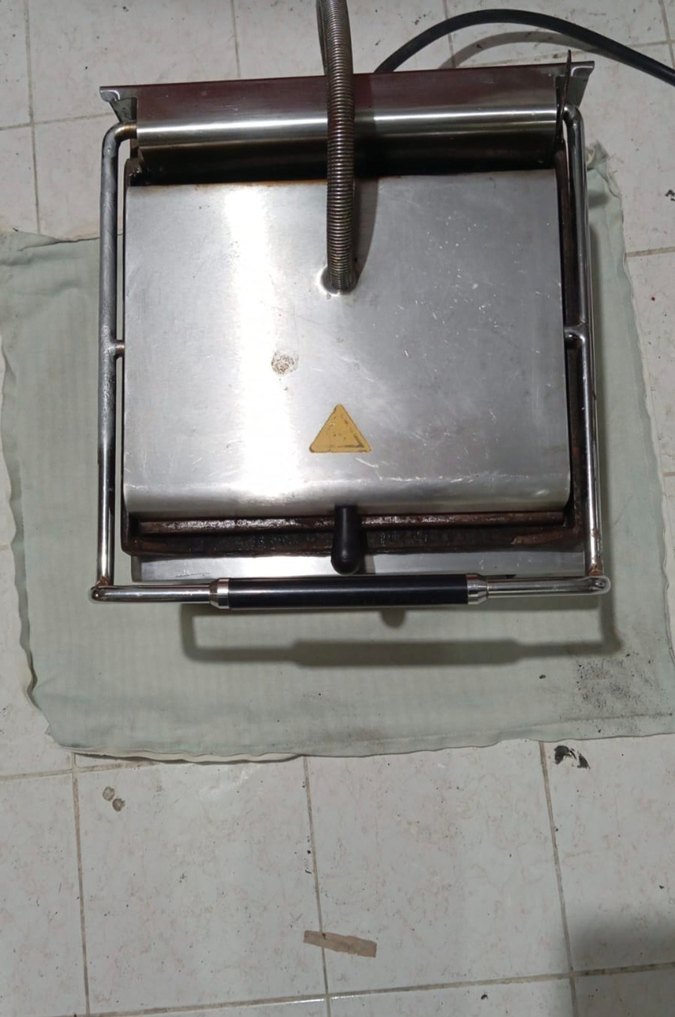 SGS TG2530 E Temaslı Izgara Tost Makinesi - Görsel 4