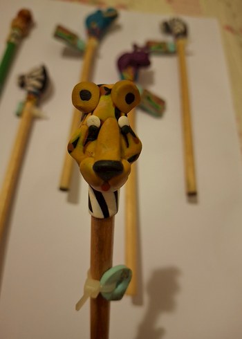 Renkli Ahşap Hayvan Figürlü Kalemler - Görsel 7