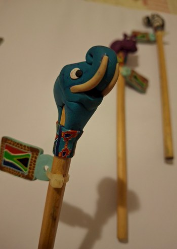 Renkli Ahşap Hayvan Figürlü Kalemler - Görsel 10