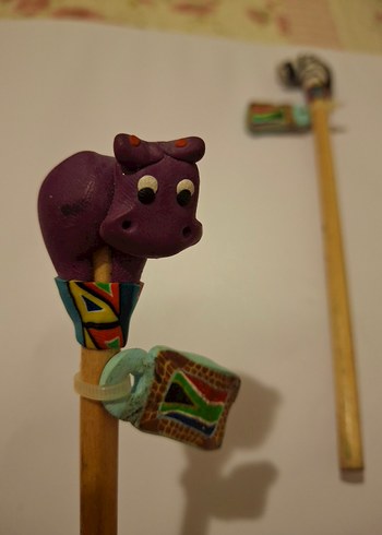 Renkli Ahşap Hayvan Figürlü Kalemler - Görsel 11