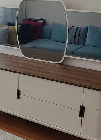 Beden Yemek takımı konsolu