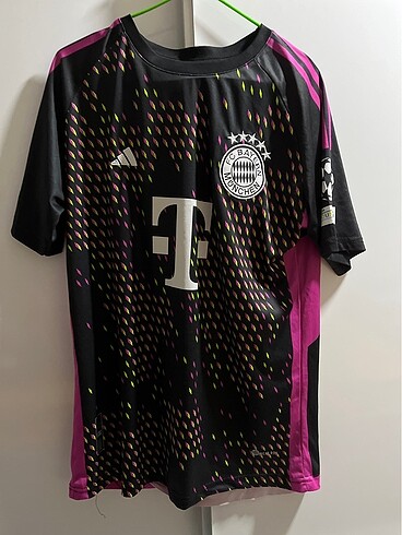 Adidas Bayern forma