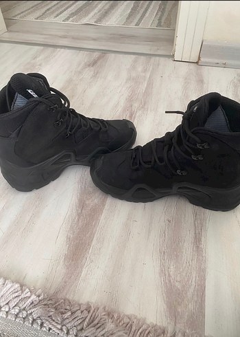 Siyah Bağcıklı Macro marka 43 numara sıfır bot. - Görsel 3