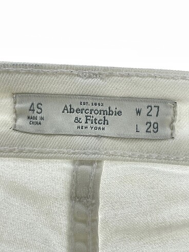 27 Beden beyaz Renk Abercrombie & Fitch Jean / Kot %70 İndirimli.