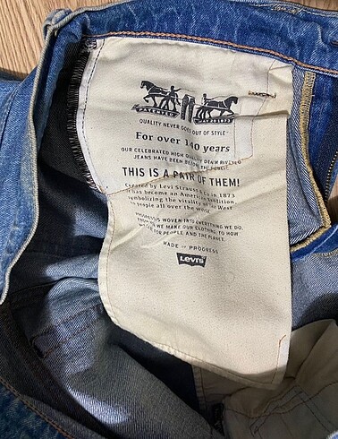 Levis pantolon