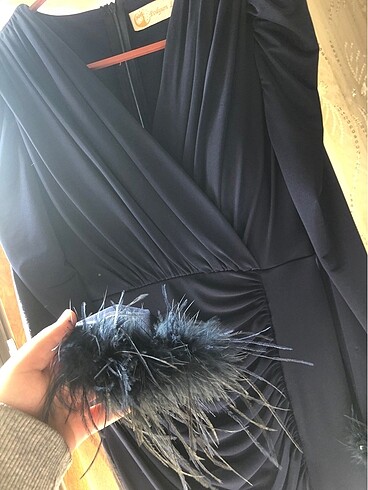 diğer Beden Lacivert abiye kolları tüylü