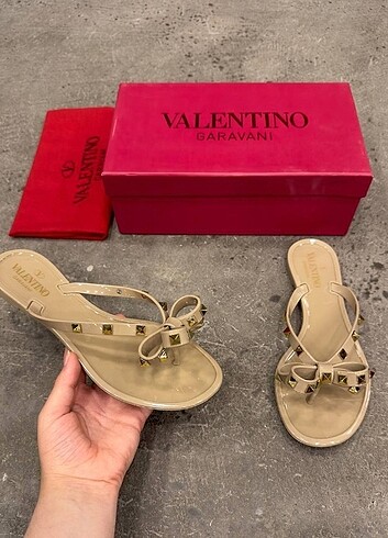 Valentino Garavani Rubber