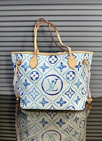 Louis Vuitton LOUİS VUİTTON 