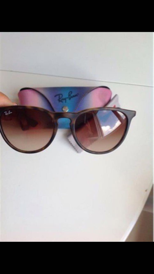 Rayban erika cok kullanilan model