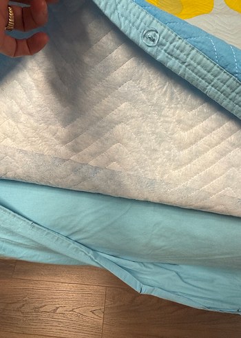 Pastel Renkli Dalga Desenli Yatak Örtüsü - Görsel 3