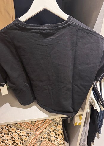 13-14 Yaş Beden Zara Kız Çocuk Siyah Çiçek Desenli Tişört