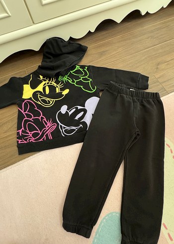 Lcw Kız Çocuk Çok Renkli Mickey Baskılı Eşofman Takımı